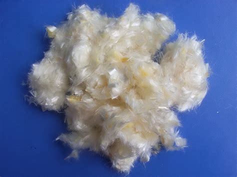 Vinylon Fiber - Unraveling the Mysteries and Magic Behind This Versatile Synthetic Material!